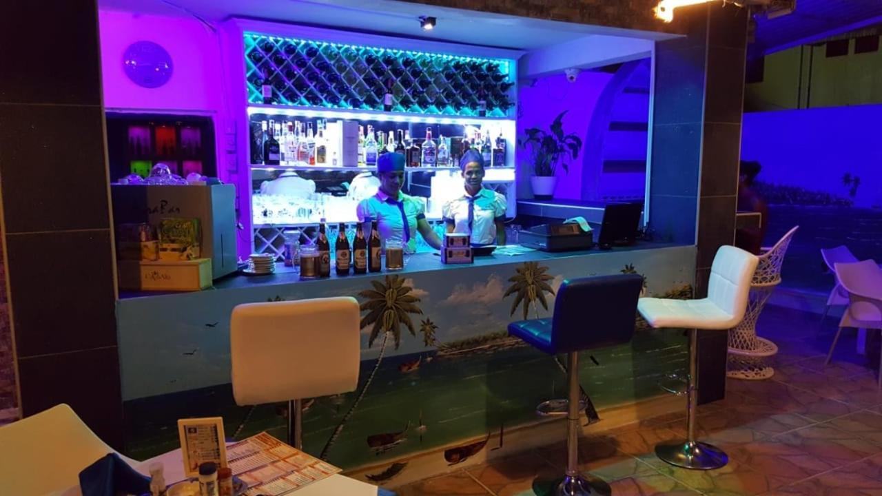 Hotel Restaurante Thomas Boca Chica Εξωτερικό φωτογραφία